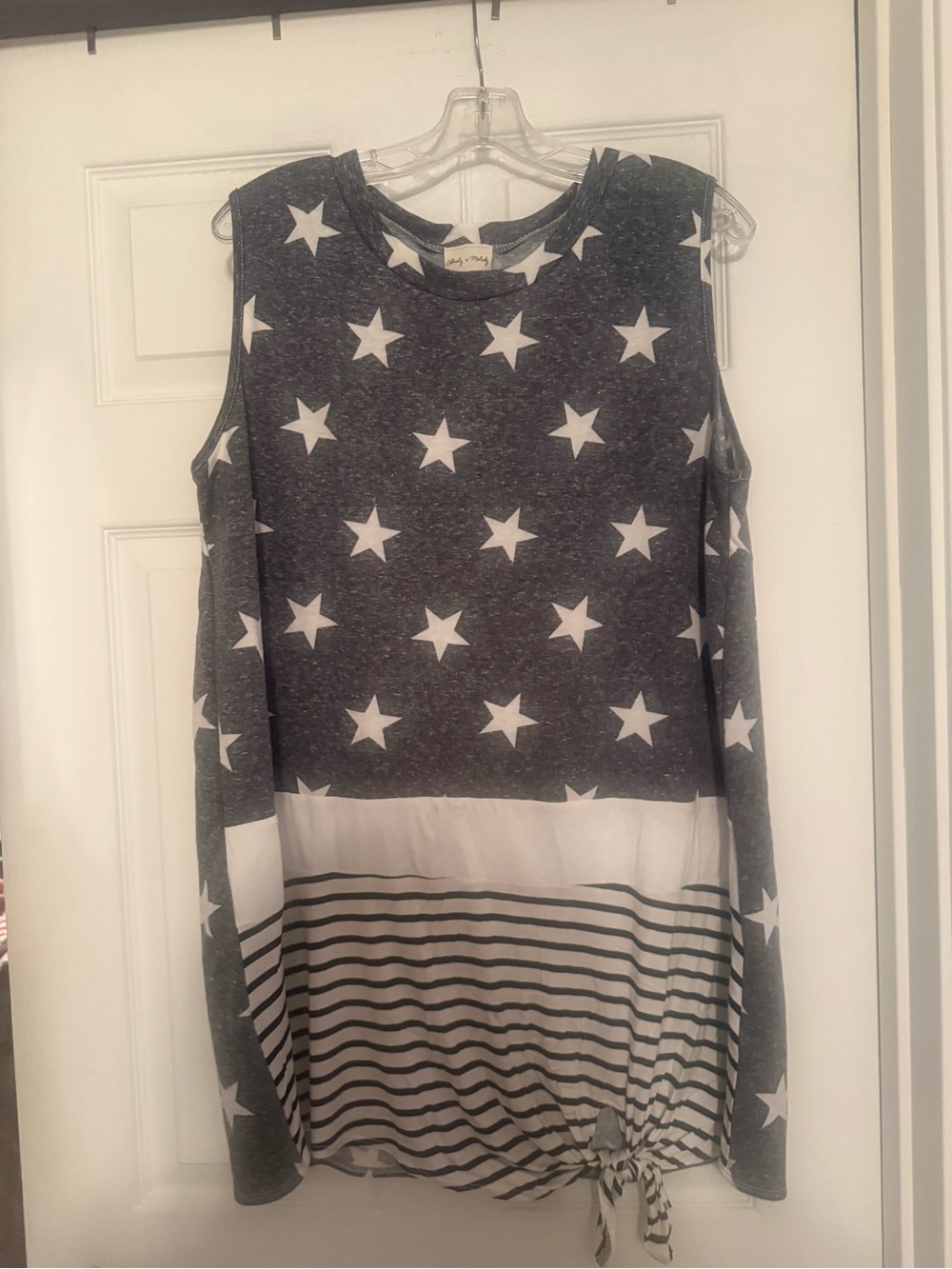Lovely Melody Gray and White Star-Print Cold-Shoulder Top